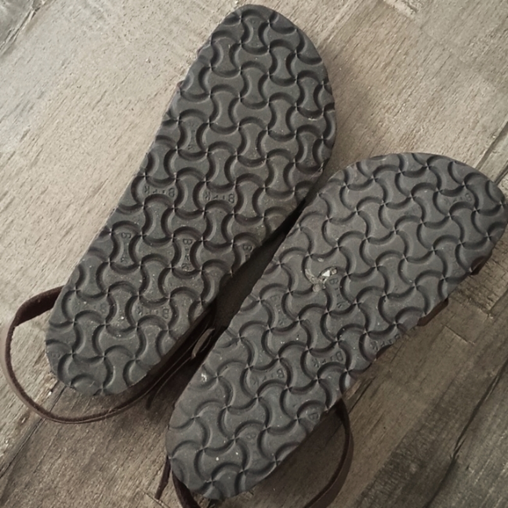 BIRKENSTOCK Sandals - Picture 5 of 6